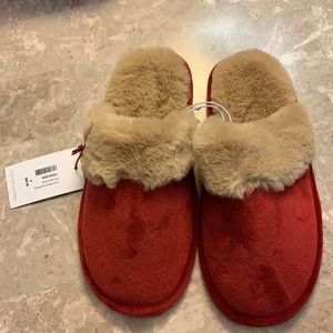 NWT Soft Surroundings cozy feels slippers
